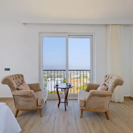 Riva 2 * Φετιγιέ
